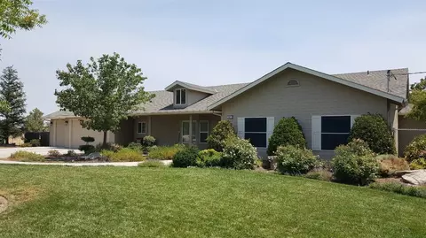 17677 La Canada Rd, Madera, CA 93636 photo 1