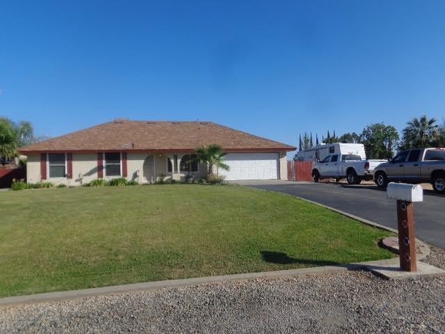 17486 Camden Dr, Madera, CA 93638 photo 1