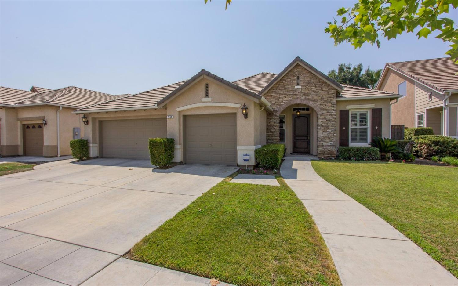 2152 Everglade Ave, Clovis, CA 93619 photo 1