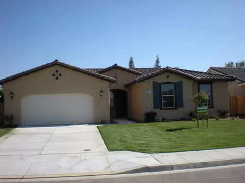 377 N Jonna Ave, Fowler, CA 93625 photo 1