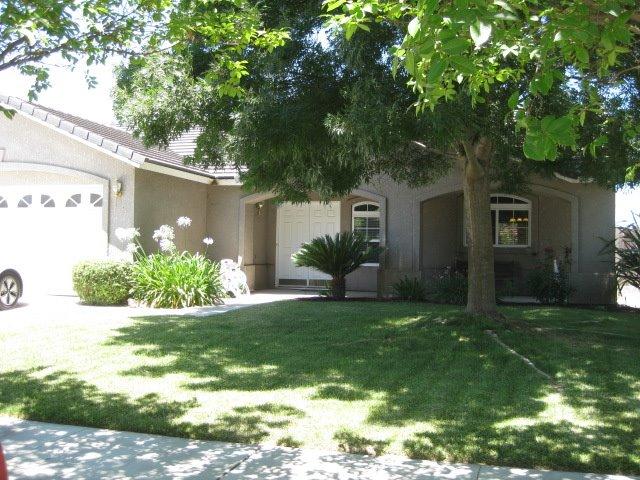 15668 W Middleton Ave, Kerman, CA 93630 photo 1