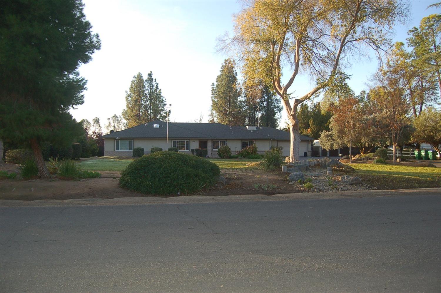 9709 E Mesa Ave, Clovis, CA 93619 photo 1