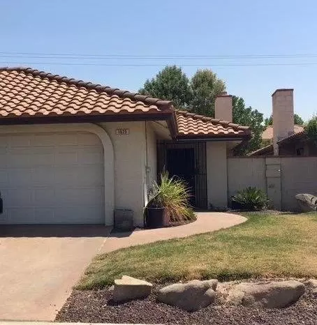 1025 Valley Way, Madera, CA 93637 photo 1