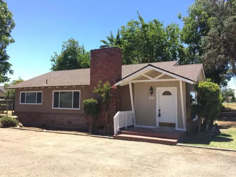 593 E Manning Ave, Reedley, CA 93654 photo 1