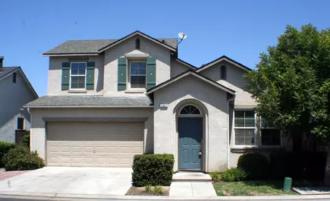 1667 Glen Dunbar Ln, Clovis, CA 93619 photo 1
