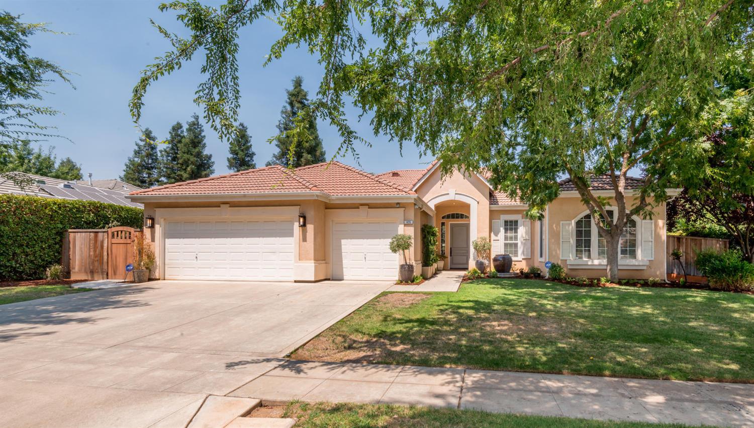 475 W Lexington Ave, Clovis, CA 93619 photo 1