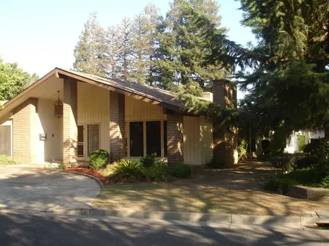 2404 W 3rd St, Madera, CA 93637 photo 1