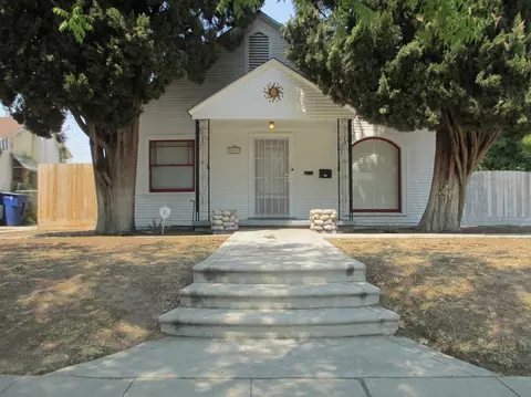 1841 E Cornell Ave, Fresno, CA 93703 photo 1
