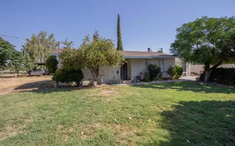 15764 W California Ave, Kerman, CA 93630 photo 1