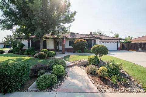 91 Wathen Ave, Sanger, CA 93657 photo 1