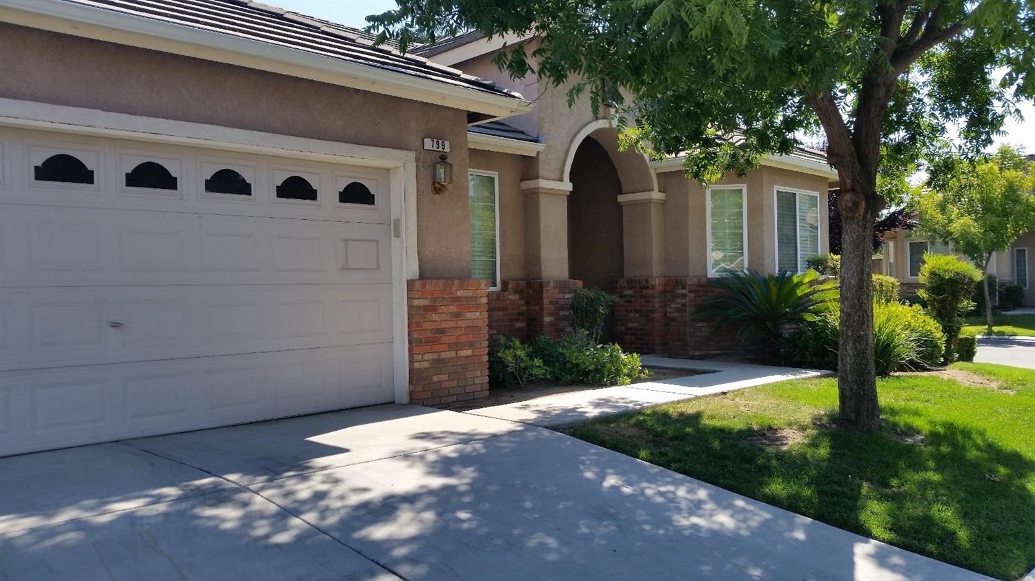 799 Century Ln, Clovis, CA 93612 photo 1