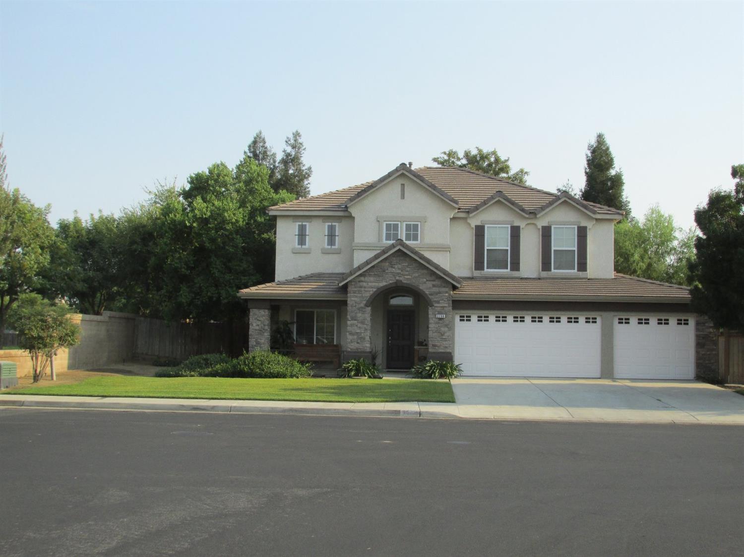 2798 Hampton Way, Clovis, CA 93611 photo 1