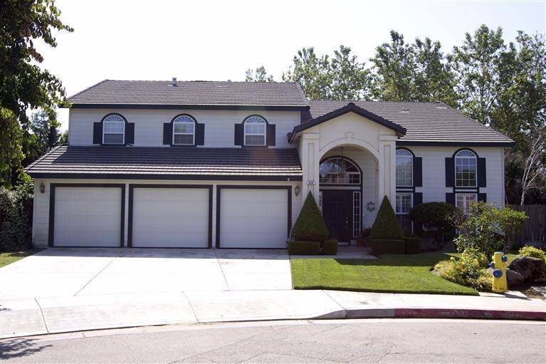 614 N Oxford Ave, Clovis, CA 93611 photo 1