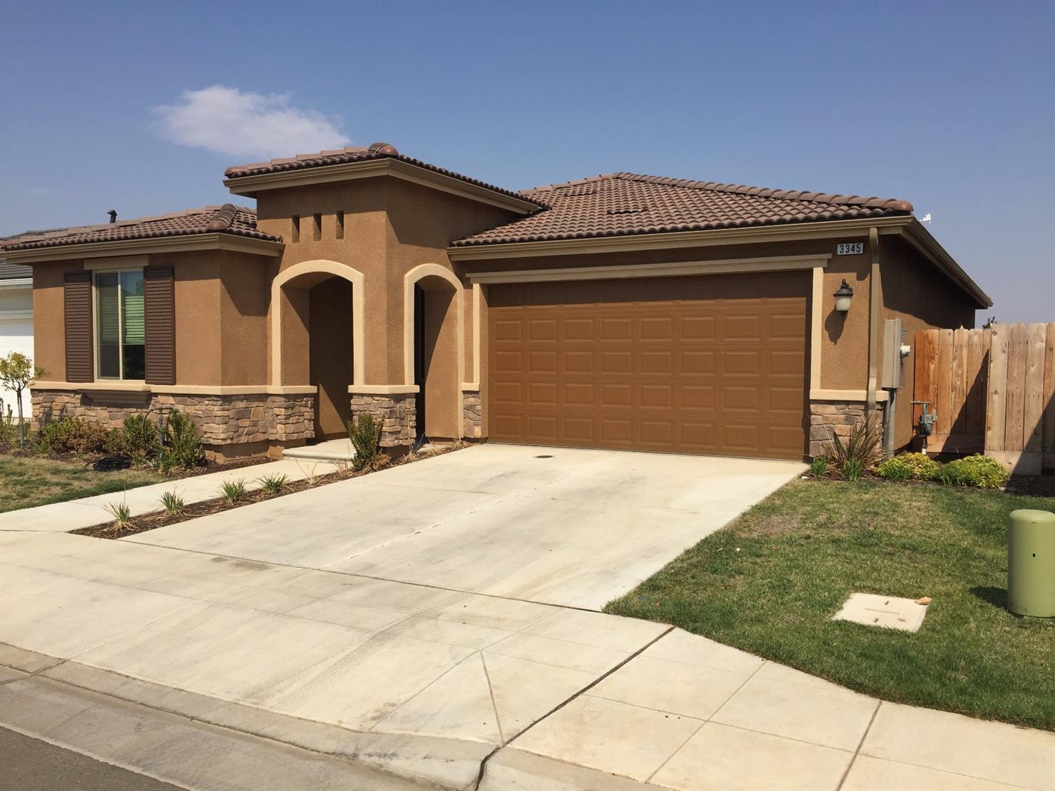 3345 Del Dios Ave, Clovis, CA 93619 photo 1