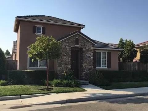 3960 Heritage Ave, Clovis, CA 93619 photo 1