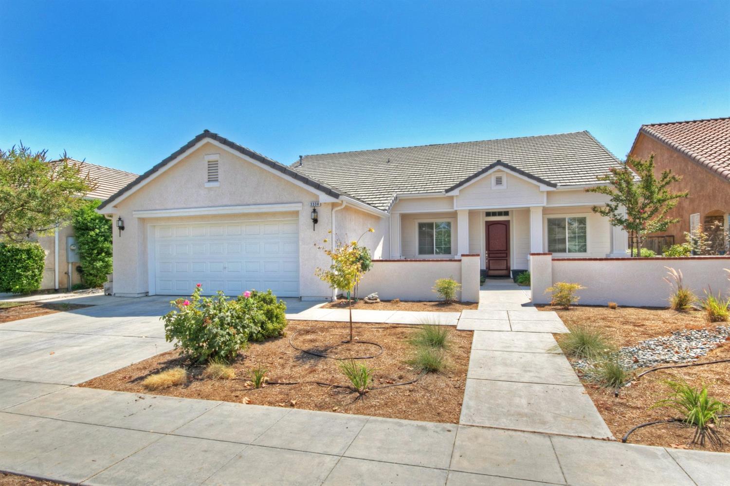 3338 Powers Ave, Clovis, CA 93619 photo 1