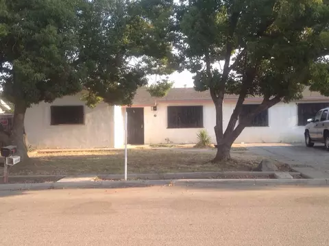 8660 E Cortley St, Selma, CA 93662 photo 1