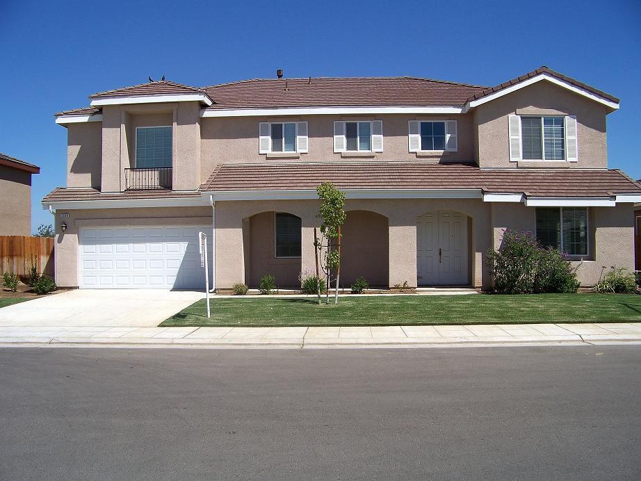 2329 Megan Ave, Clovis, CA 93611 photo 1