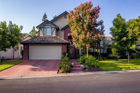 2243 Dawson Cove Ln S, Clovis, CA 93611 photo 1
