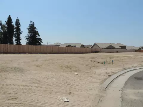 3370 Holland Ave, Clovis, CA 93611 photo 1
