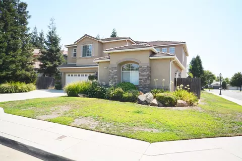 2438 Powers Ave, Clovis, CA 93619 photo 1