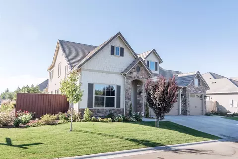 4381 N Meadowood, Clovis, CA 93619 photo 1