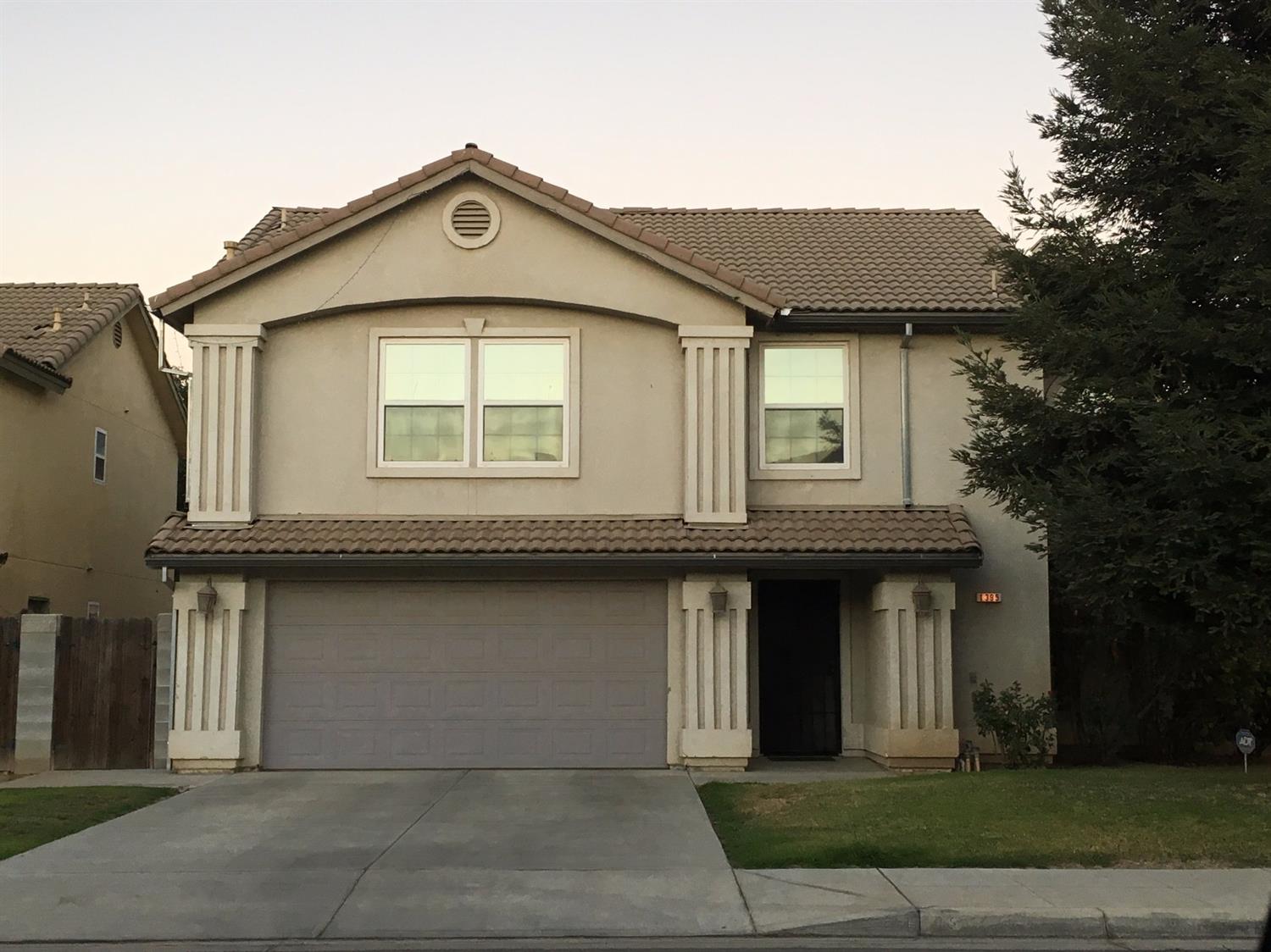 1395 Deborah Ln, Madera, CA 93637 photo 1
