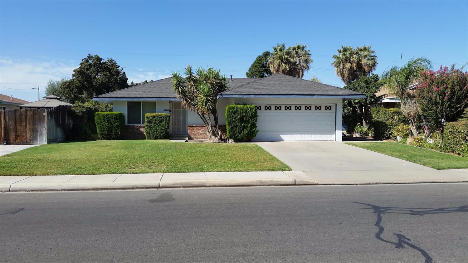 15170 W Stanislaus, Kerman, CA 93630 photo 1