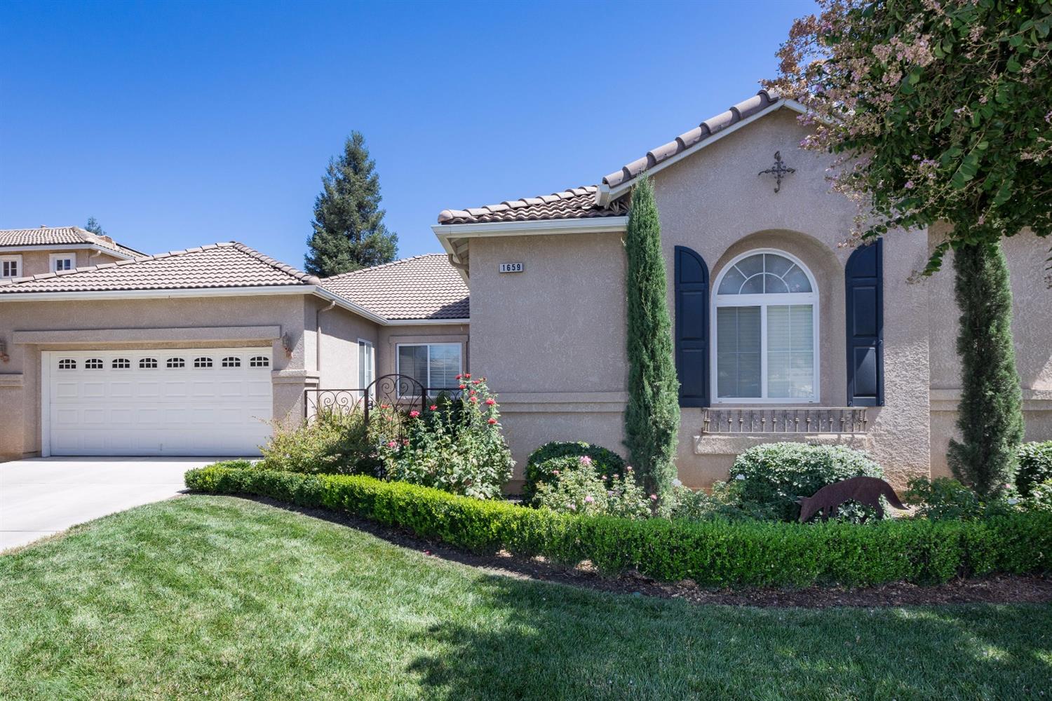 1659 N Filbert Ave, Clovis, CA 93619 photo 1