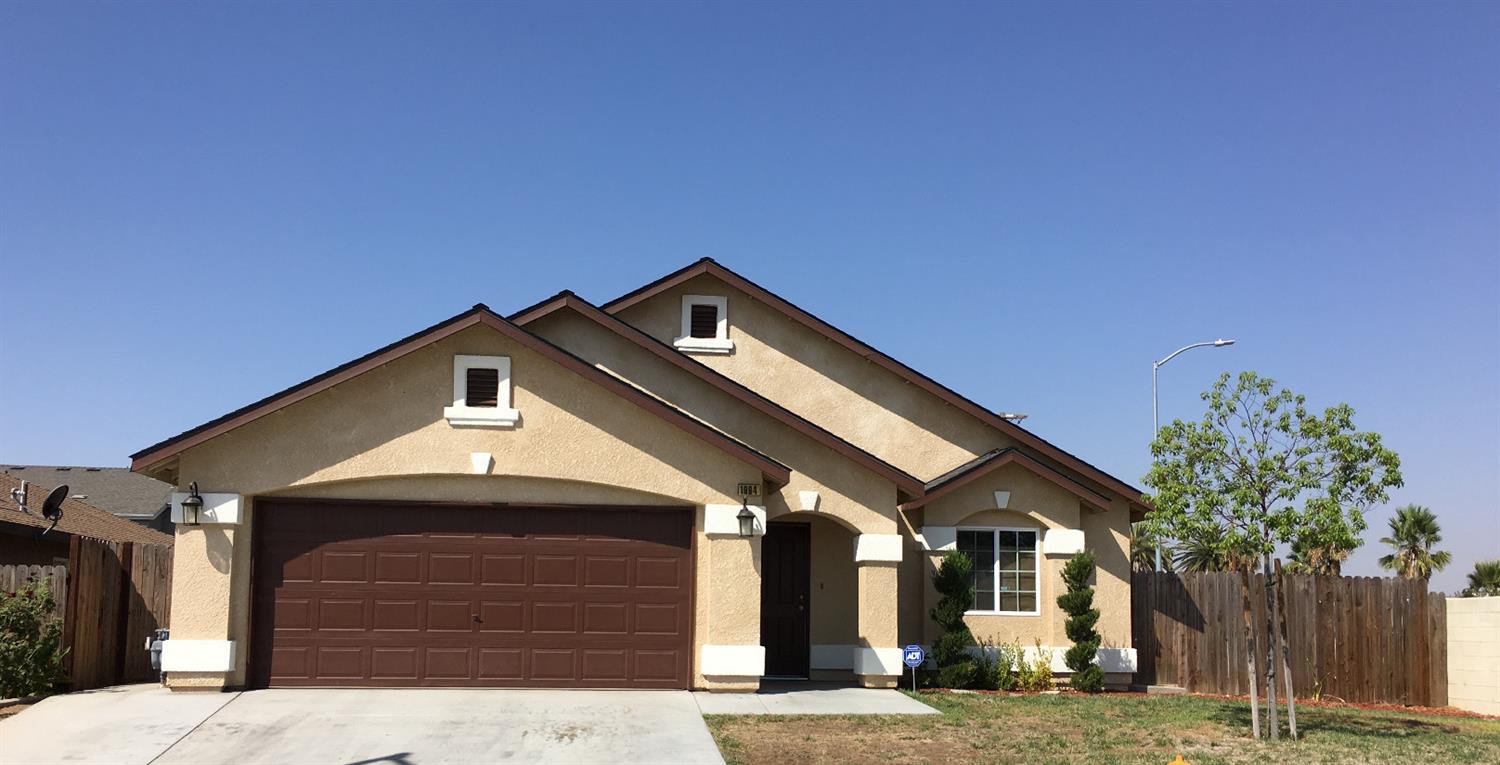 1994 Eagle Dr, Madera, CA 93638 photo 1