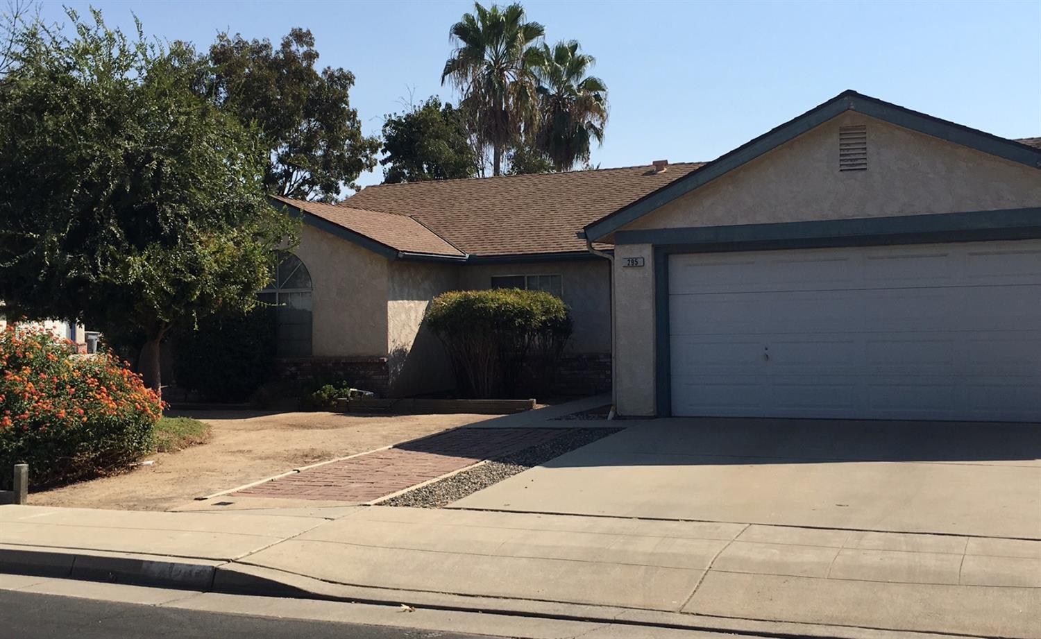 295 N Bush Ave, Clovis, CA 93612 photo 1