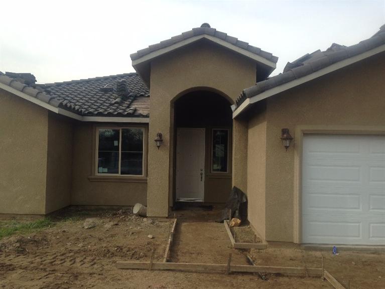 6831 E Lyell, Fresno, CA 93727 photo 1