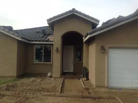 6831 E Lyell, Fresno, CA 93727 photo 1