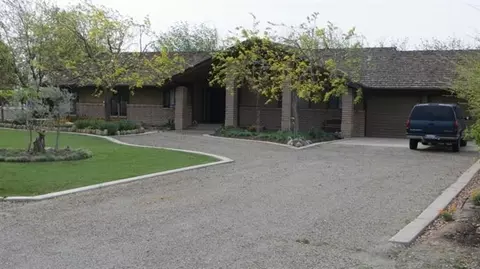 7127 S James Rd, Tranquillity, CA 93668 photo 1