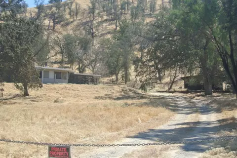 18994 Auberry Rd, Clovis, CA 93619 photo 1