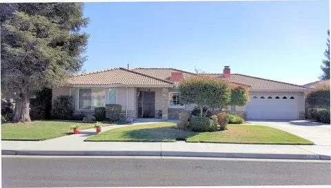 2332 Frederick Way, Madera, CA 93637 photo 1
