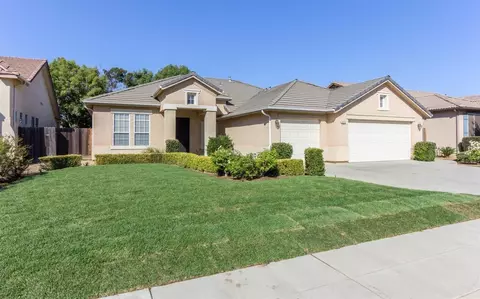 3310 Hanson Ave, Clovis, CA 93611 photo 1