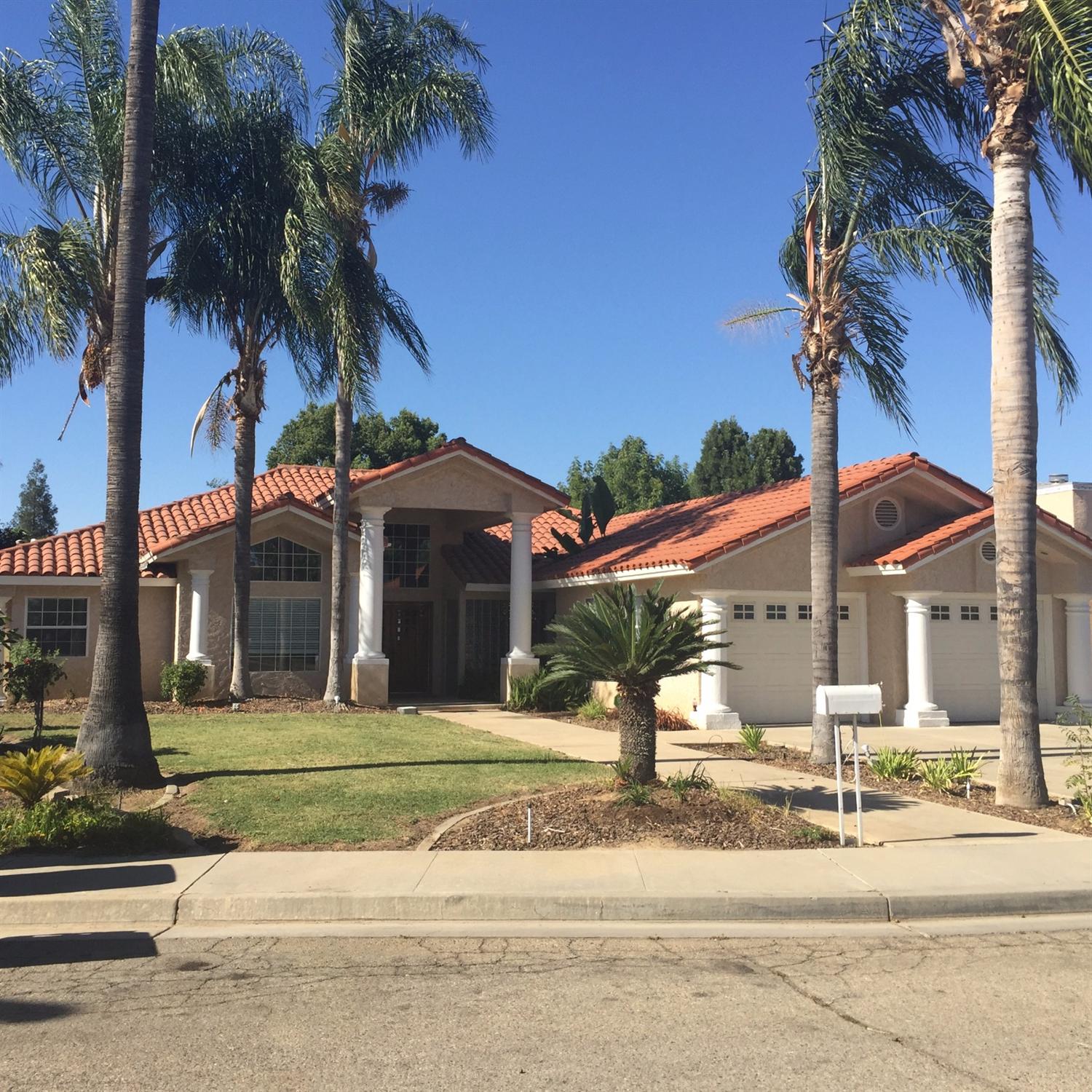 2240 Myrtle Ave, Sanger, CA 93657 photo 1