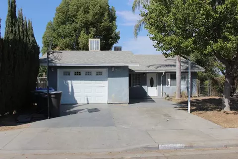 13660 E 2nd St, Parlier, CA 93648 photo 1