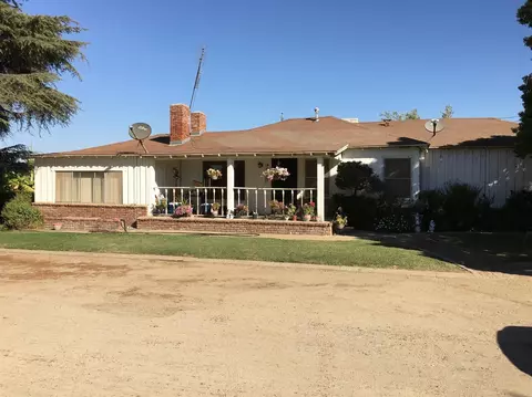 2518 N Mccall Ave, Sanger, CA 93657 photo 1