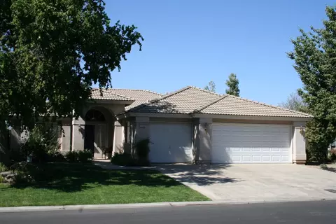 5140 Coronado, Chowchilla, CA 93610 photo 1