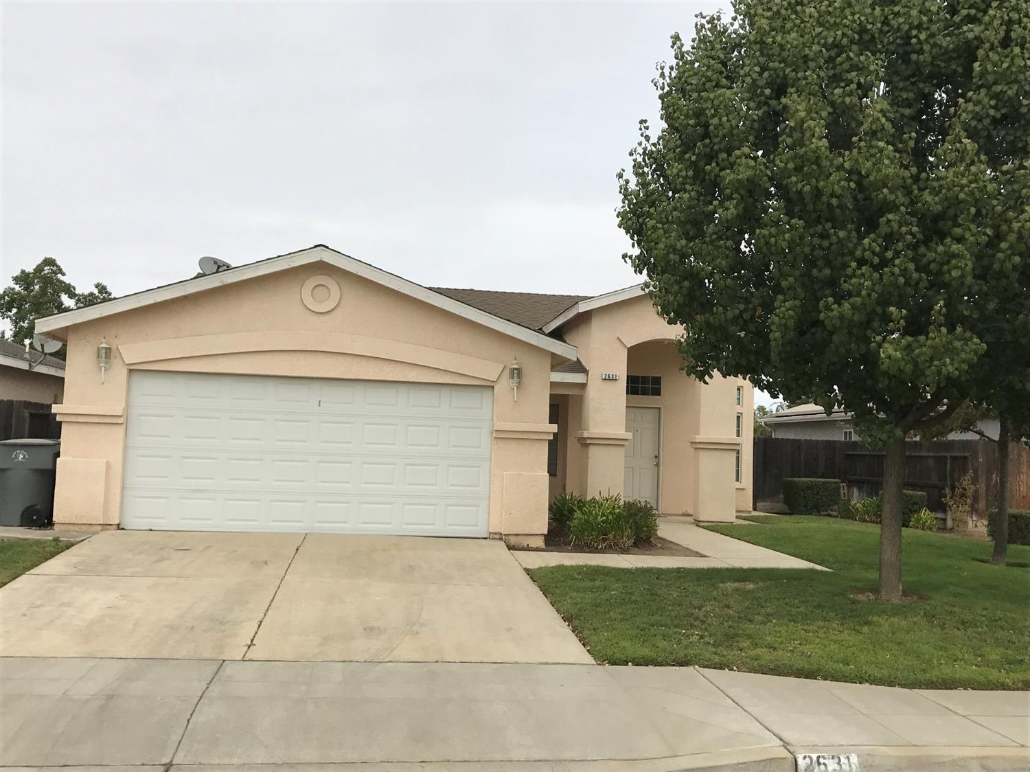 2631 Sierra Madre, Clovis, CA 93611 photo 1