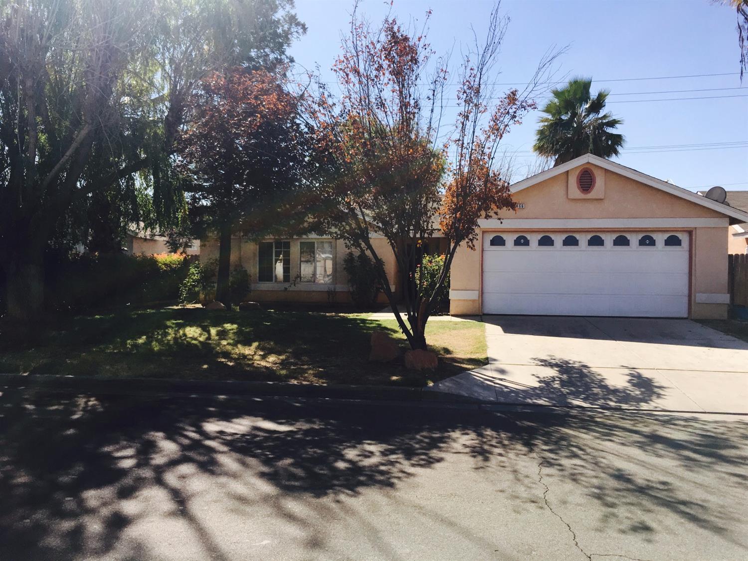 5166 E Tower Ave, Fresno, CA 93725 photo 1