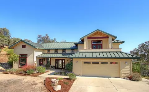 30056 Longview Ln E, Coarsegold, CA 93614 photo 1