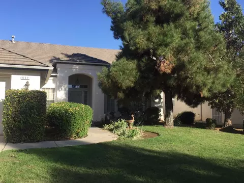657 Coventry Ave, Clovis, CA 93611 photo 1