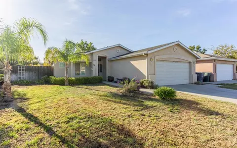 2136 Williams Ave, Clovis, CA 93611 photo 1