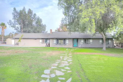 8198 Chamise Ave, Clovis, CA 93619 photo 1