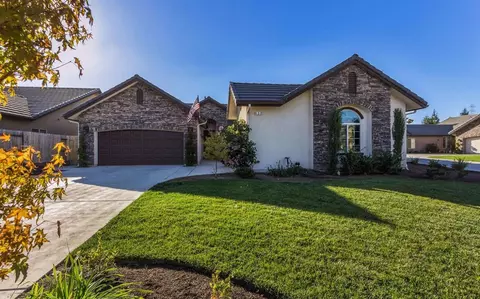450 Hornet, Clovis, CA 93611 photo 1