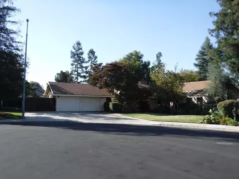 655 W Stuart Ave, Clovis, CA 93612 photo 1