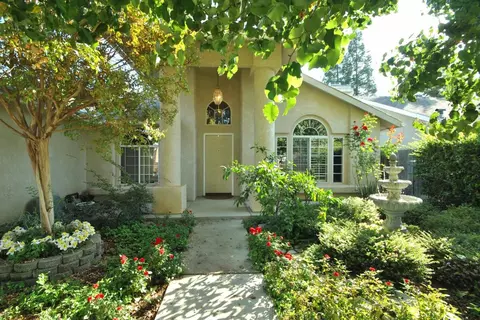 2162 Palo Alto Ave, Clovis, CA 93611 photo 1